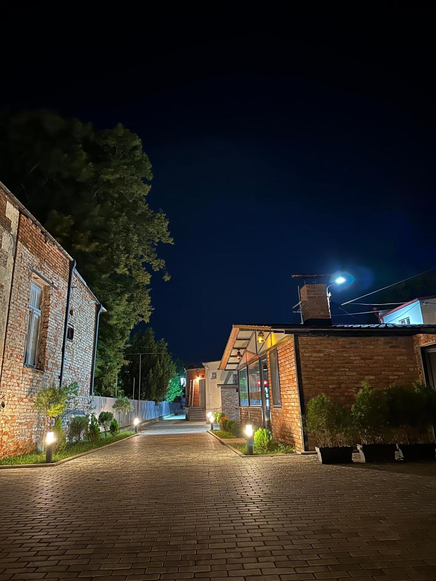 Hostel Ticiani 13 Kutaisi Exterior foto